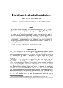 Reliable flows and preferred patterns in food webs
